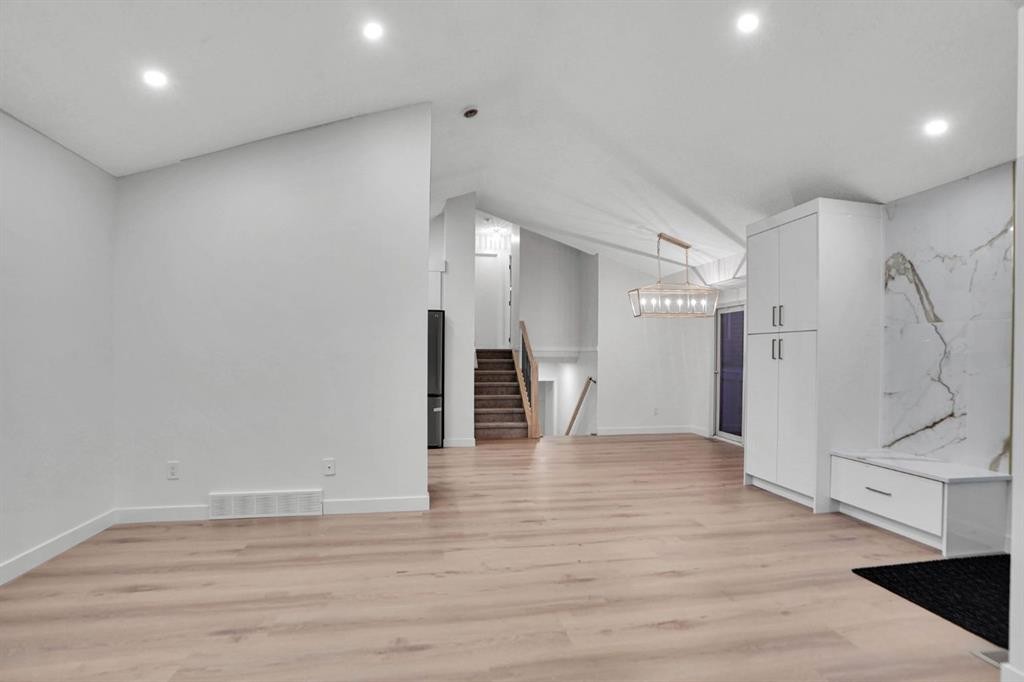 96 Covington Road Ne, Calgary, AB - Indoor Photo Showing Other Room