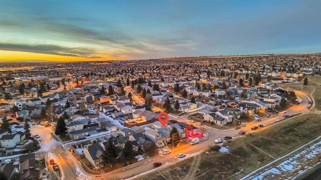 96 Covington Road Ne, Calgary, AB - Outdoor With View