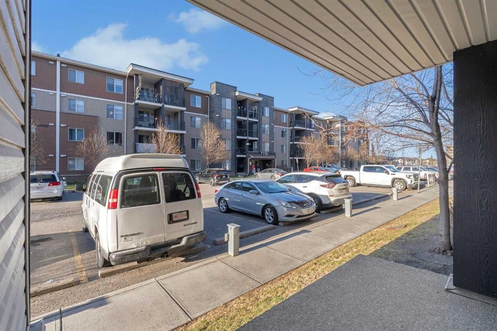 117-7130 80 Avenue Ne, Calgary, AB - Outdoor