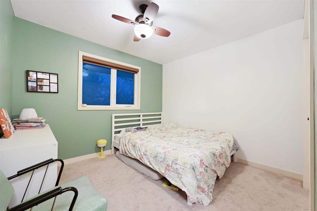 256 Lysander Place Se, Calgary, AB - Indoor Photo Showing Bedroom