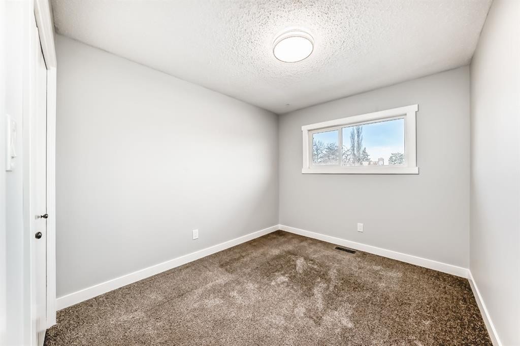 644 Rundleville Place Ne, Calgary, AB