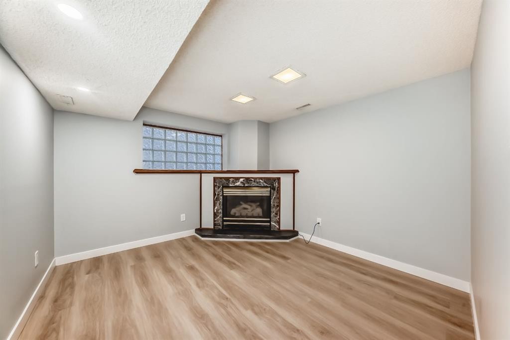 644 Rundleville Place Ne, Calgary, AB