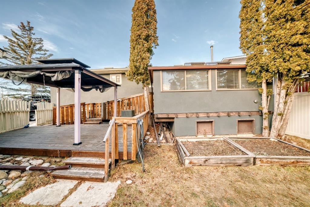 644 Rundleville Place Ne, Calgary, AB