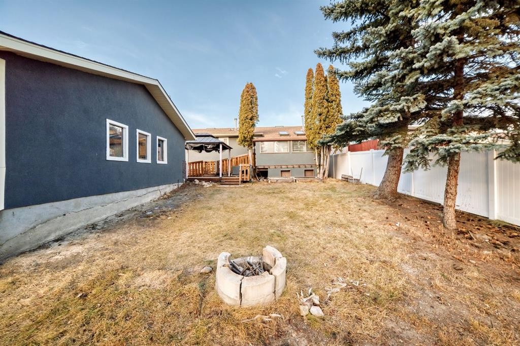 644 Rundleville Place Ne, Calgary, AB