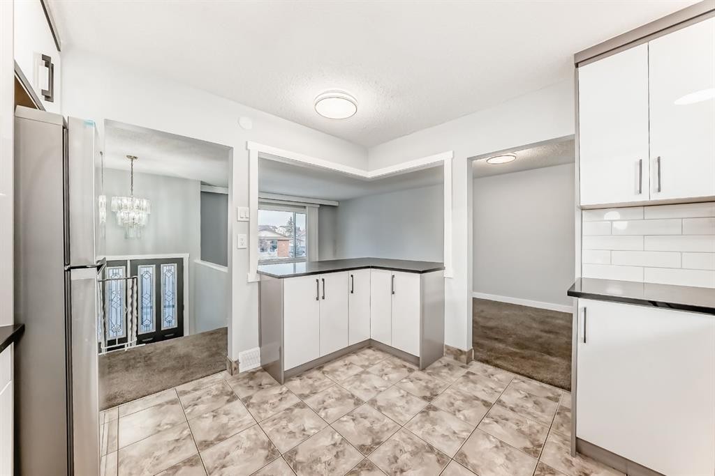 644 Rundleville Place Ne, Calgary, AB