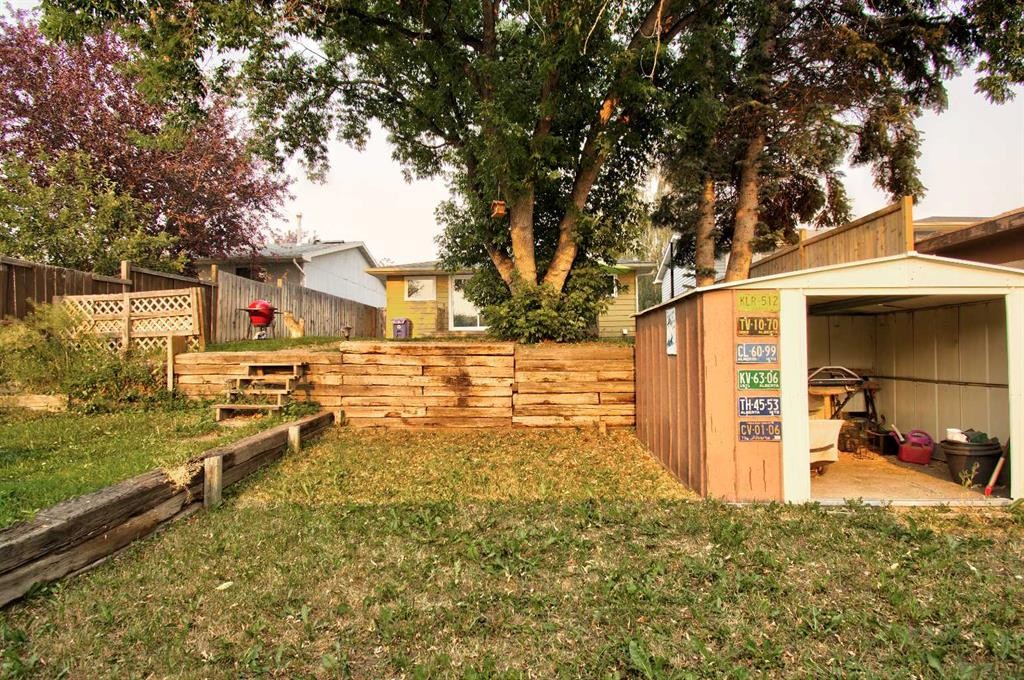 95 Falton Way Ne, Calgary, AB - Outdoor