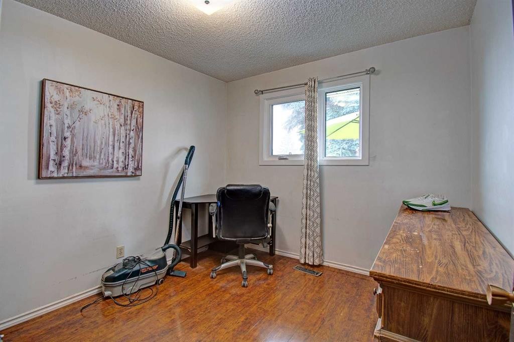 95 Falton Way Ne, Calgary, AB - Indoor