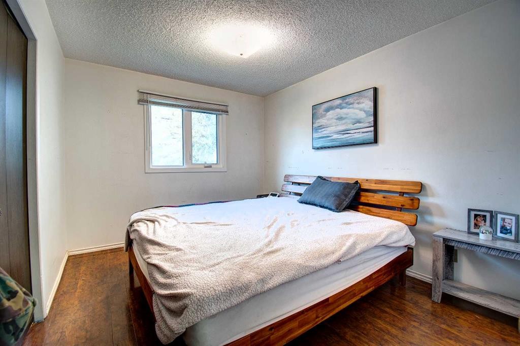 95 Falton Way Ne, Calgary, AB - Indoor Photo Showing Bedroom