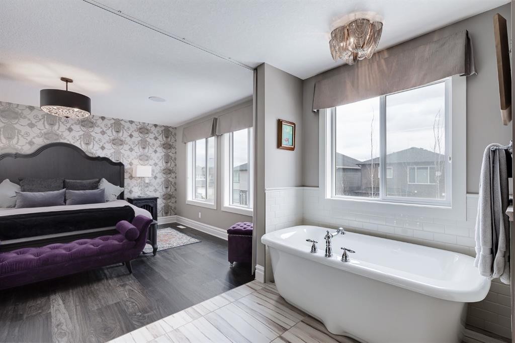 278 Legacy View Se, Calgary, AB - Indoor Photo Showing Bathroom