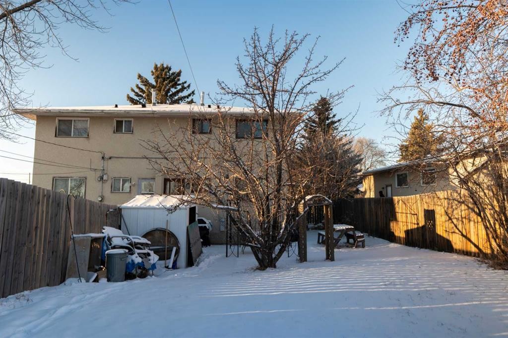 6223 Penedo Way Se, Calgary, AB - Outdoor