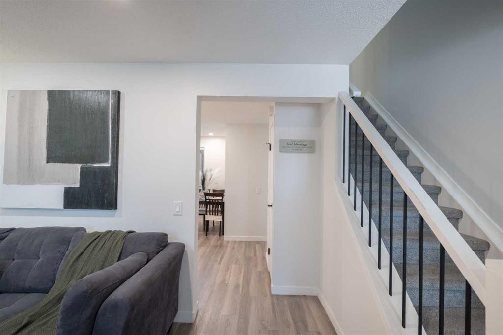 6223 Penedo Way Se, Calgary, AB - Indoor Photo Showing Other Room