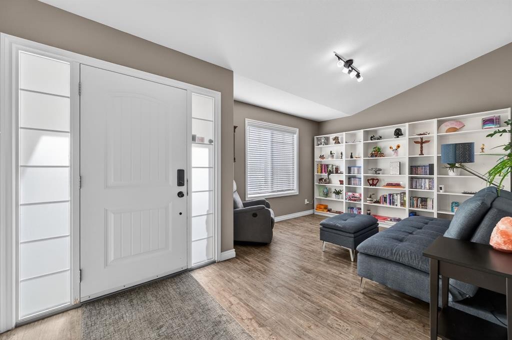 26 Mackenzie Way, Carstairs, AB - Indoor