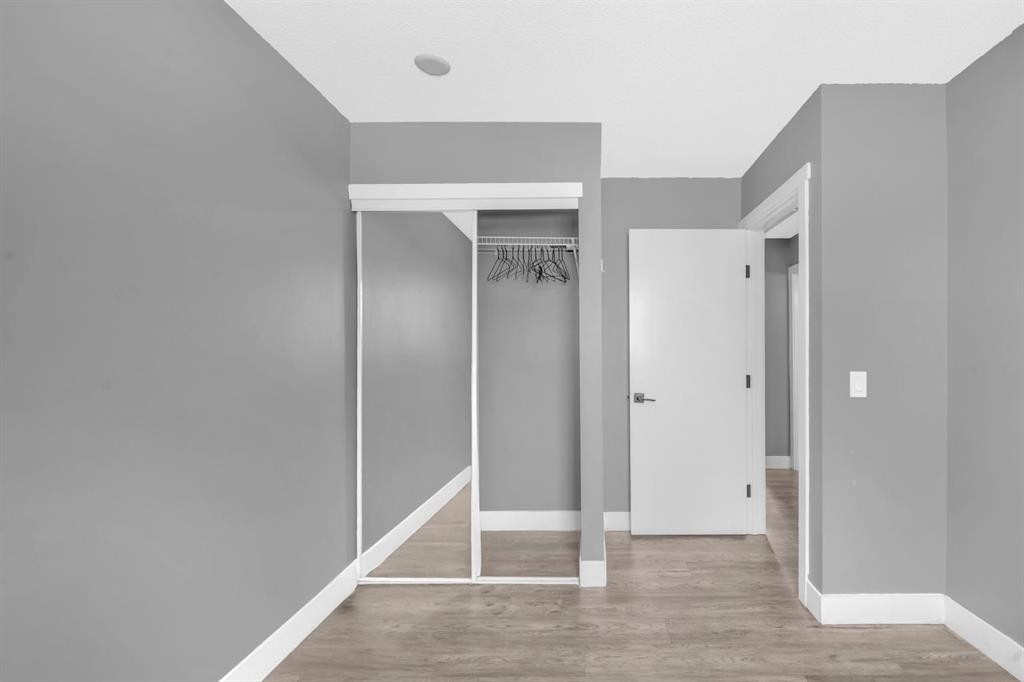 6022 Martingrove Road Ne, Calgary, AB - Indoor Photo Showing Other Room