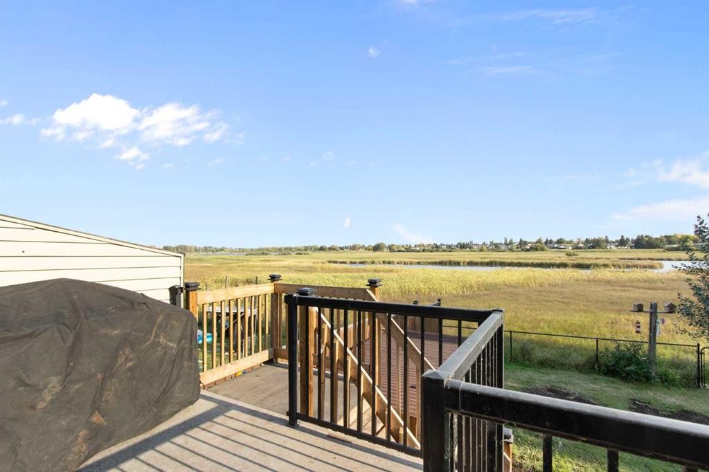 100 Lakeside View, Strathmore, AB - Outdoor With View