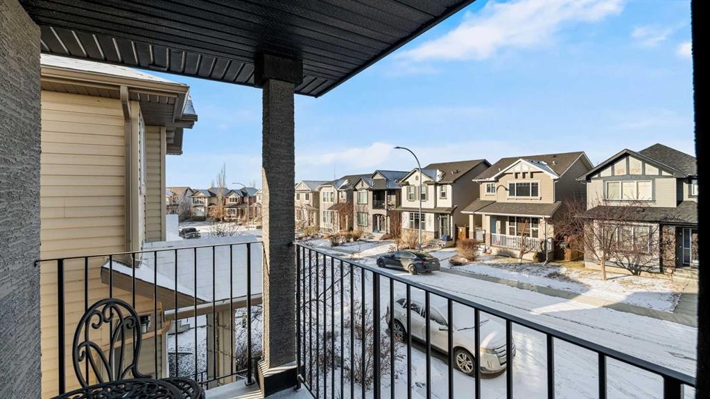 389 Cranberry Circle Se, Calgary, AB - Outdoor With Balcony