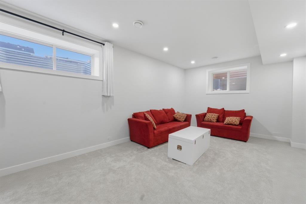 115 Bayview Circle, Airdrie, AB - Indoor