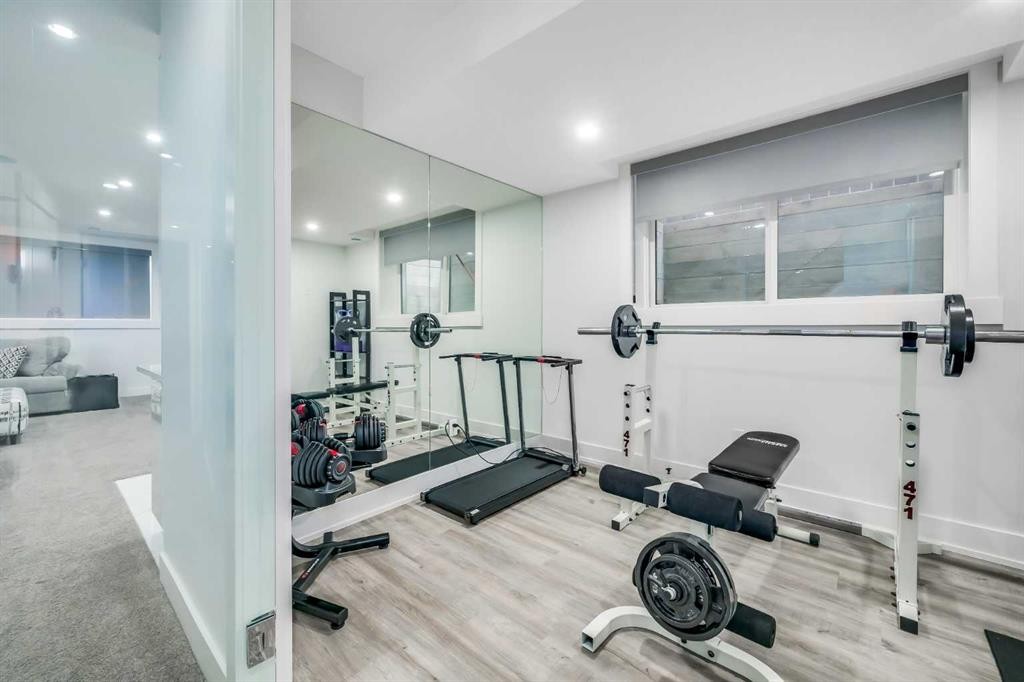 2415 25 Avenue Nw, Calgary, AB - Indoor Photo Showing Gym Room