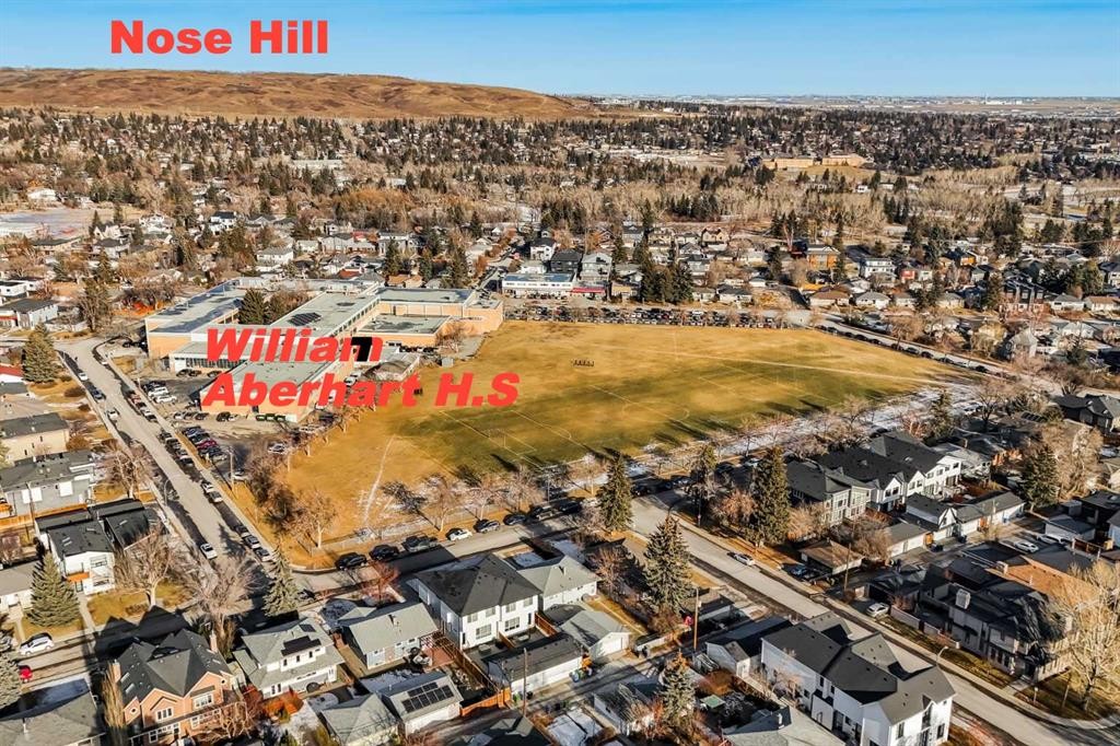 2415 25 Avenue Nw, Calgary, AB - Outdoor With View