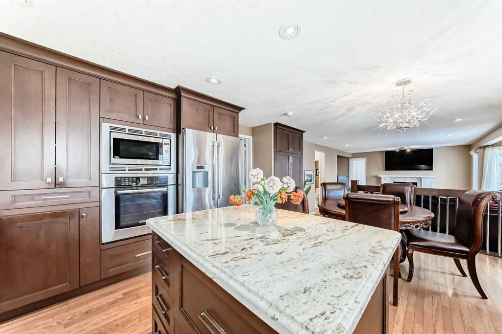 2612 Signal Hill Drive Sw, Calgary, AB