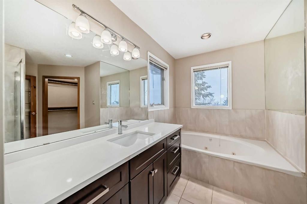 2612 Signal Hill Drive Sw, Calgary, AB