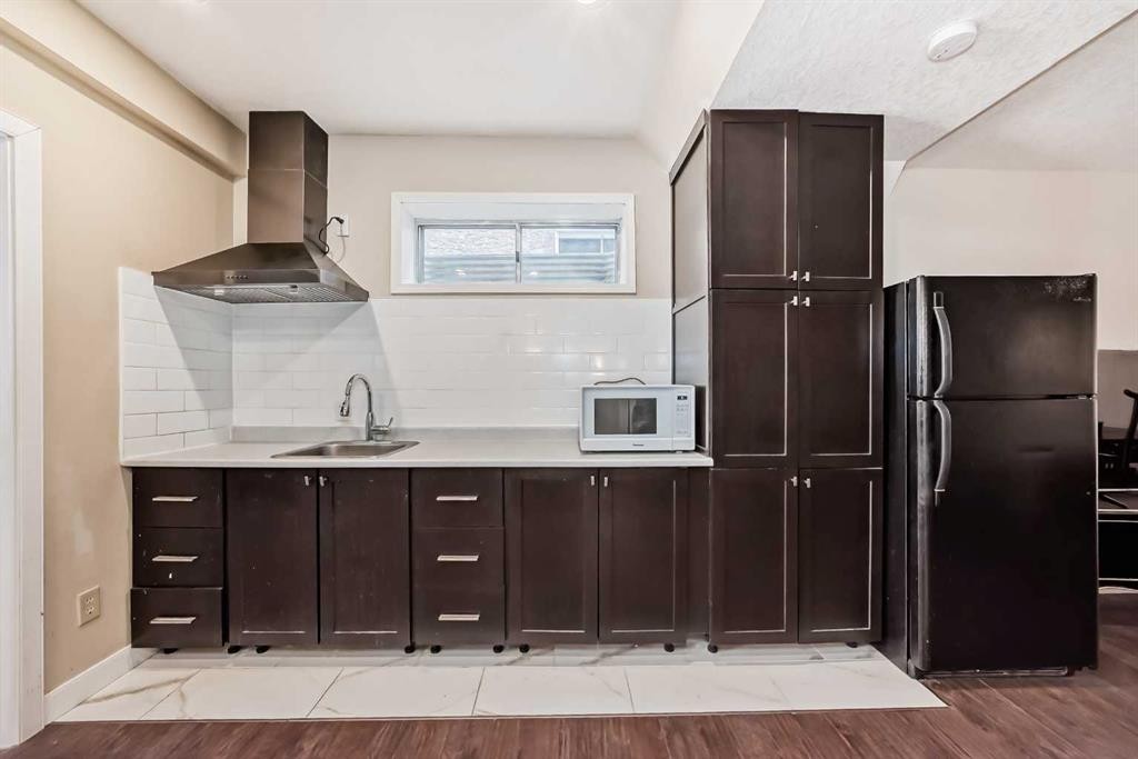 2612 Signal Hill Drive Sw, Calgary, AB