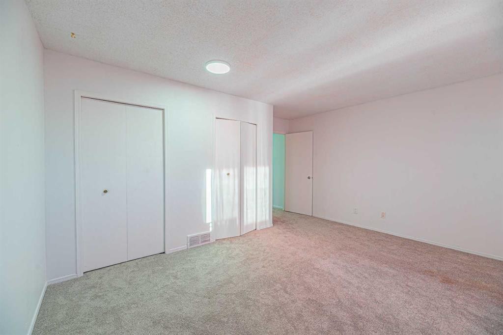 38 Martindale Drive Ne, Calgary, AB - Indoor Photo Showing Other Room