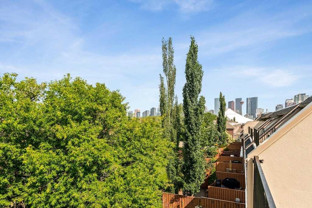 2421 Erlton Street Sw, Calgary, AB - Outdoor