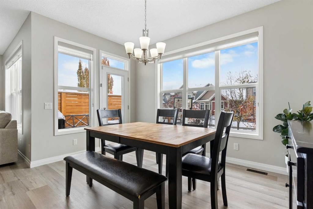 26 Marquis Heights Se, Calgary, AB - Indoor Photo Showing Dining Room