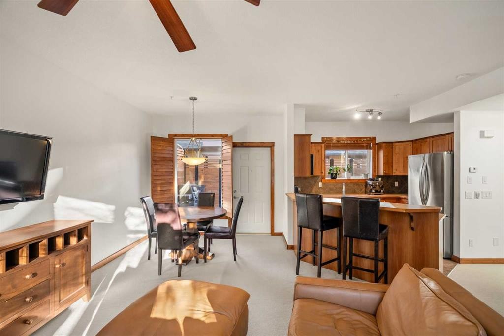 201-85 Dyrgas Gate, Canmore, AB - Indoor