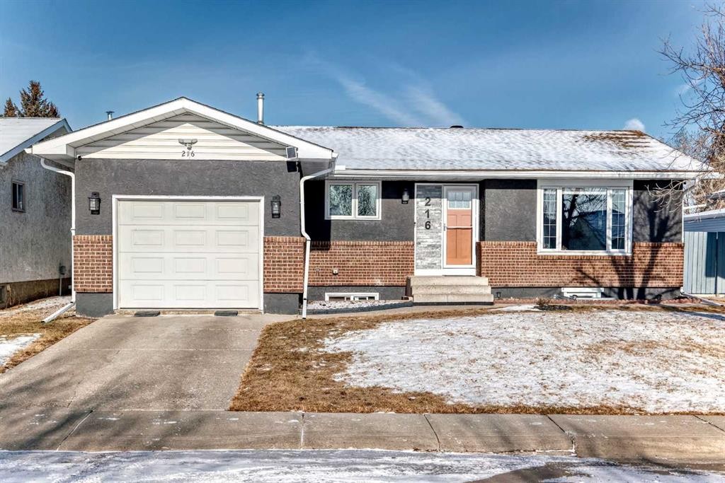 216 Pinecrest Crescent Ne, Calgary, AB