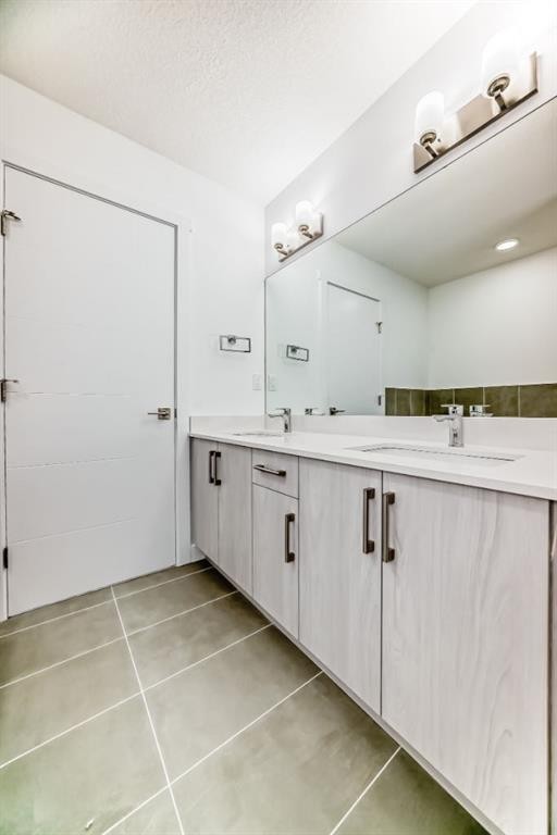 348 Cornerbrook Drive Ne, Calgary, AB - Indoor Photo Showing Bathroom