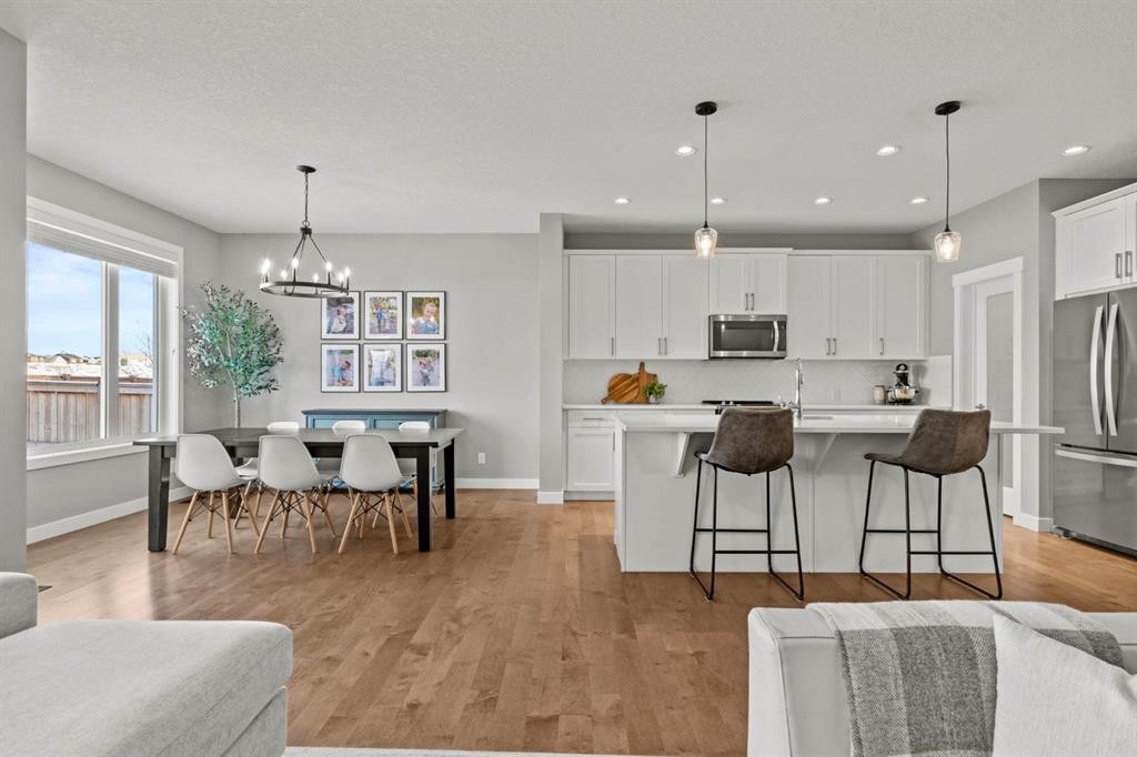 85 Mount Rae Heights, Okotoks, AB - Indoor