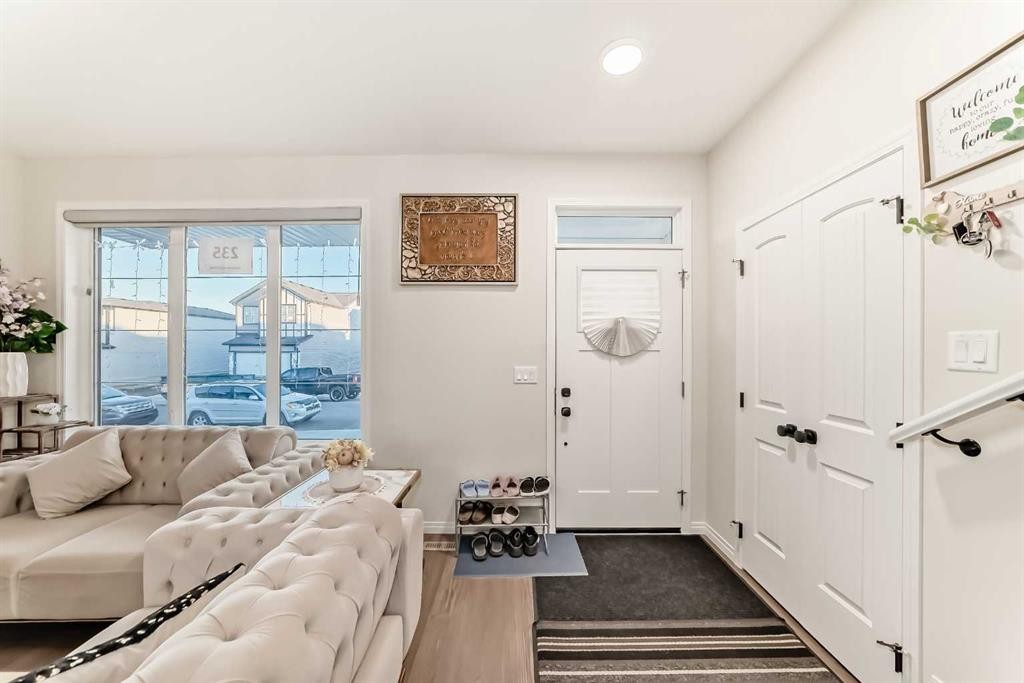 235 Cornerbrook Road Ne, Calgary, AB