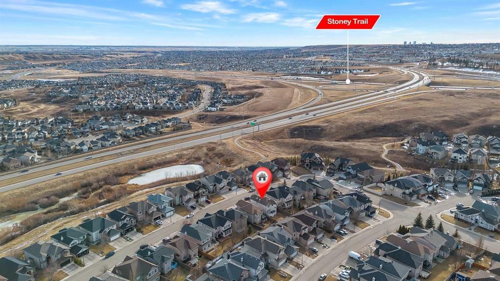 60 Sherwood Way Nw, Calgary, AB - Outdoor With View