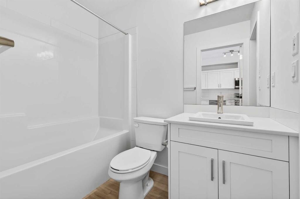 411-40 Sage Hill Walk Nw, Calgary, AB - Indoor Photo Showing Bathroom