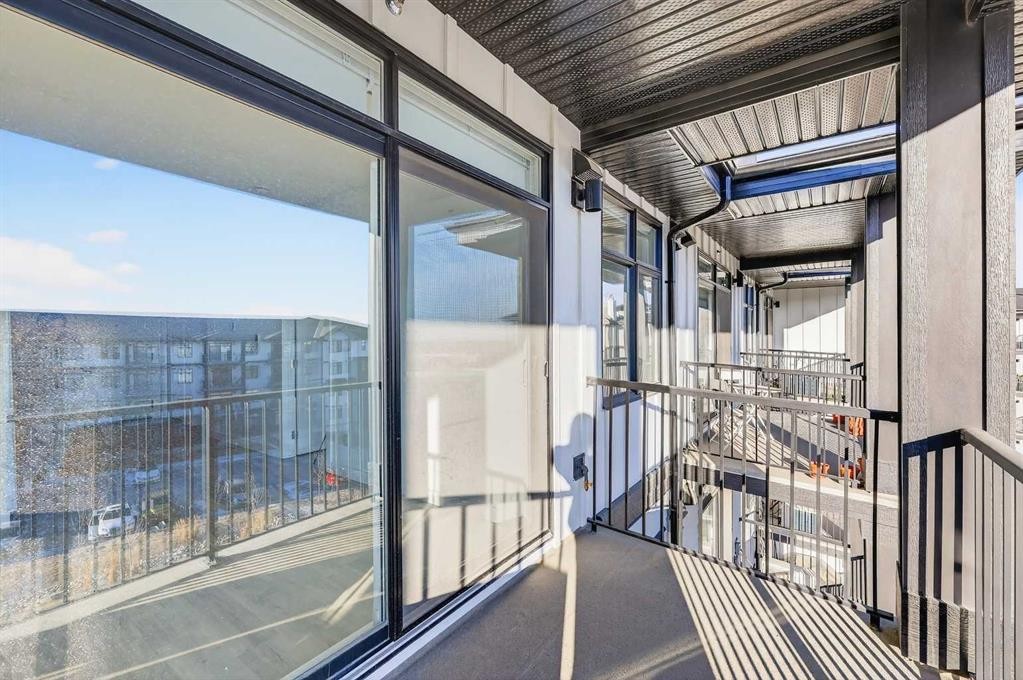 411-40 Sage Hill Walk Nw, Calgary, AB - With Exterior