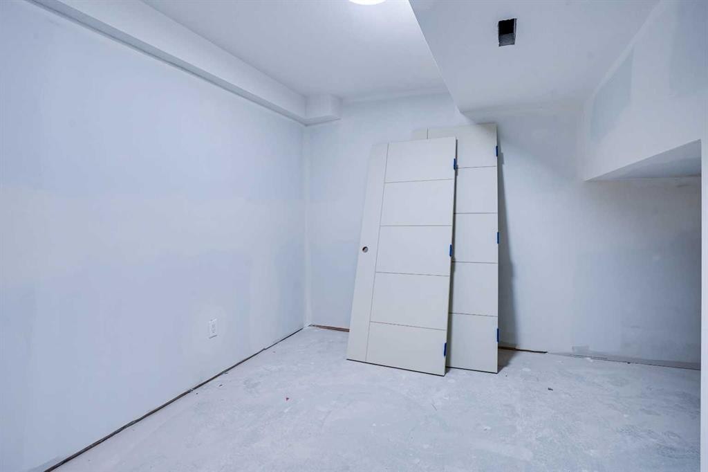 94 Martindale Boulevard Ne, Calgary, AB - Indoor Photo Showing Other Room