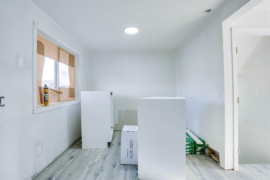 94 Martindale Boulevard Ne, Calgary, AB - Indoor Photo Showing Other Room