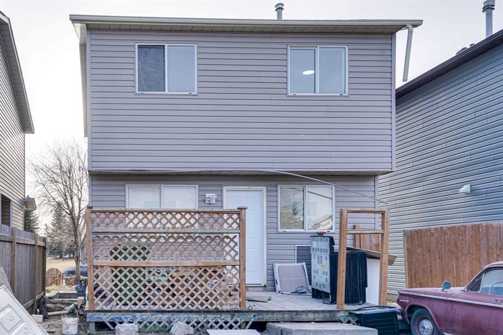 94 Martindale Boulevard Ne, Calgary, AB - Outdoor With Exterior