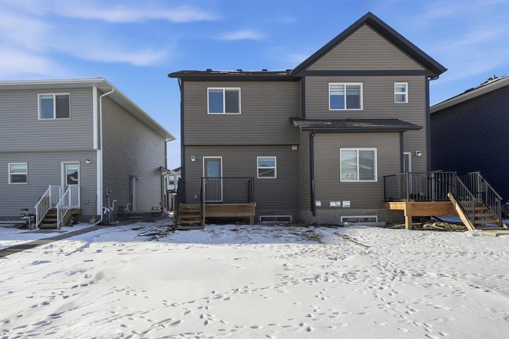 292 Cornerbrook Drive Ne, Calgary, AB - Outdoor
