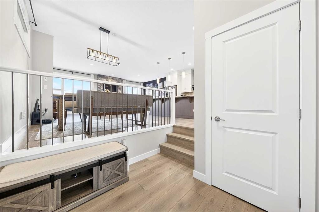 13 Cranbrook Close Se, Calgary, AB - Indoor Photo Showing Other Room
