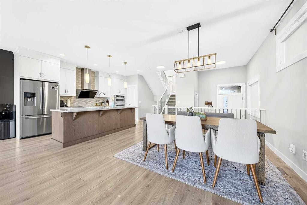 13 Cranbrook Close Se, Calgary, AB - Indoor Photo Showing Other Room