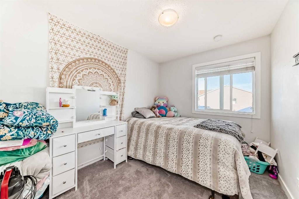 366 Auburn Bay Avenue Se, Calgary, AB - Indoor Photo Showing Bedroom