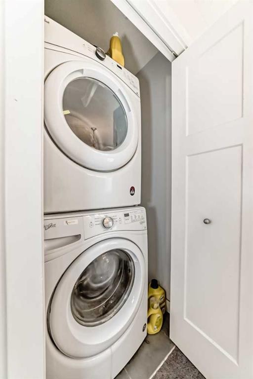 366 Auburn Bay Avenue Se, Calgary, AB - Indoor Photo Showing Laundry Room