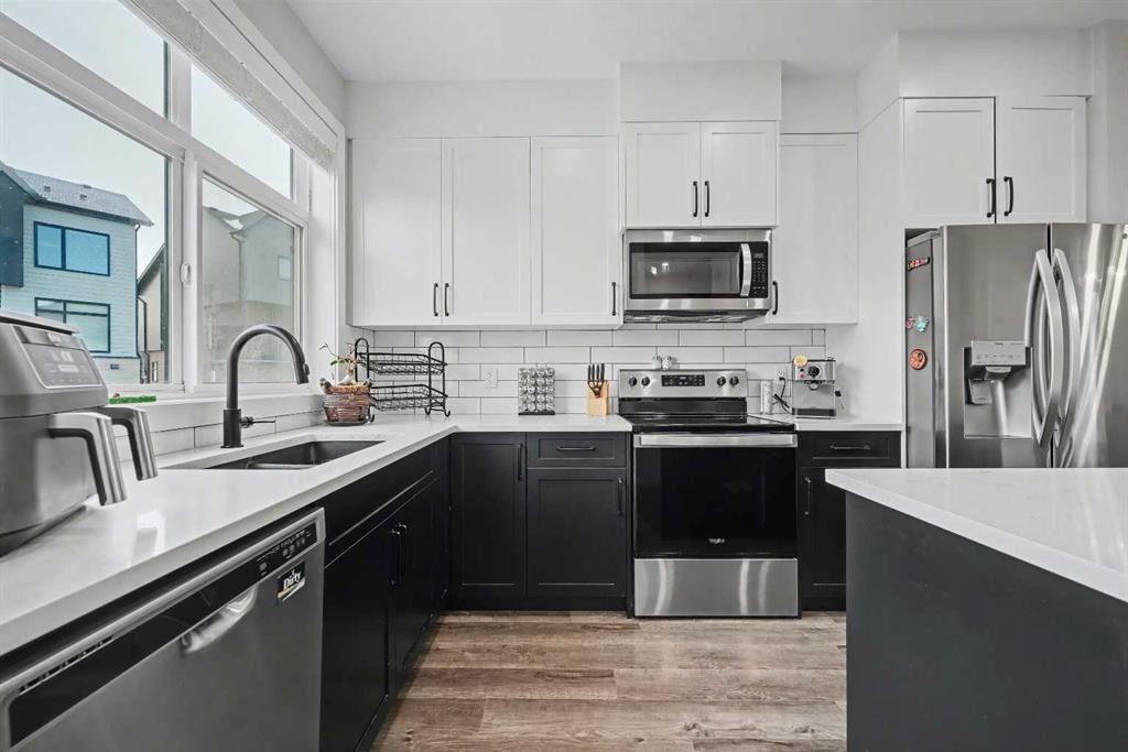 137 Sage Meadows Gardens Nw, Calgary, AB - Indoor Photo Showing Kitchen With Upgraded Kitchen