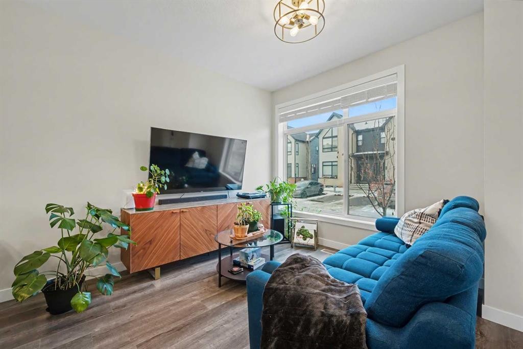 137 Sage Meadows Gardens Nw, Calgary, AB - Indoor Photo Showing Living Room