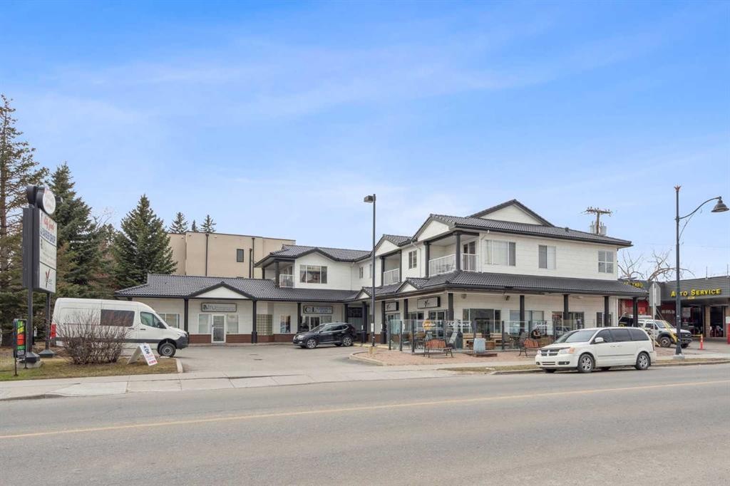 475 27 Avenue Nw, Calgary, AB - Outdoor With Facade