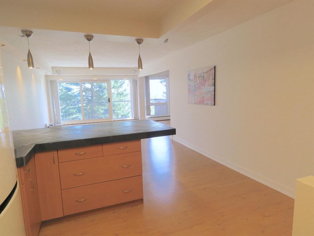 204-328 Cedar Crescent Sw, Calgary, AB
