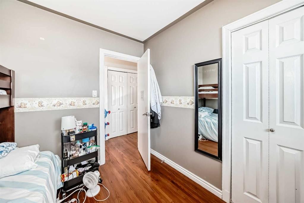 8222 Fairmount Drive Se, Calgary, AB - Indoor