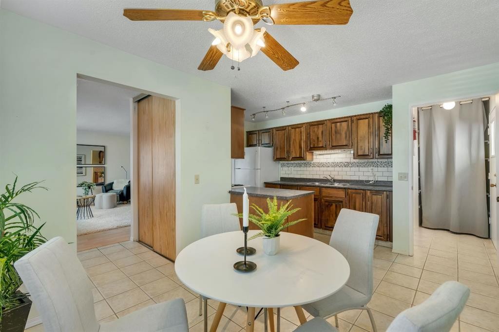 127 Falshire Way Ne, Calgary, AB - Indoor Photo Showing Dining Room